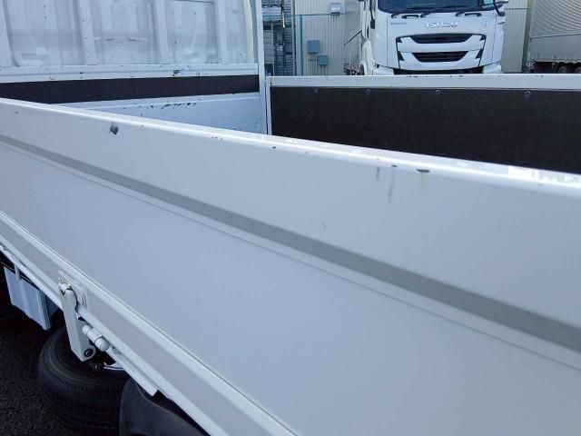 HINO DUTRO 2023 Image 31