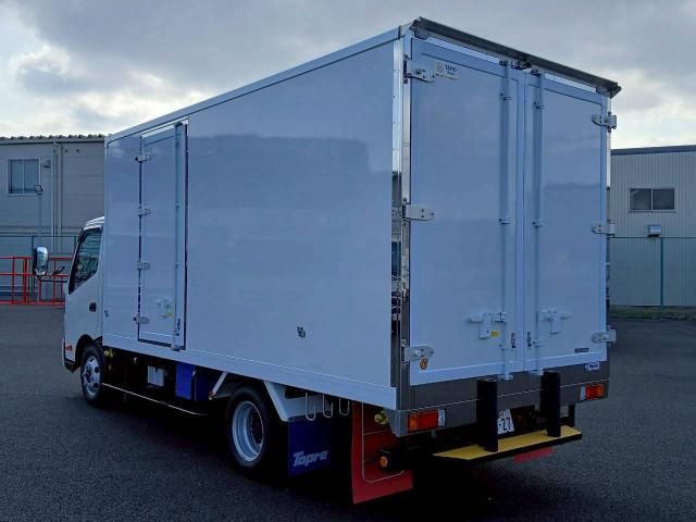 HINO DUTRO 2024 Image 31