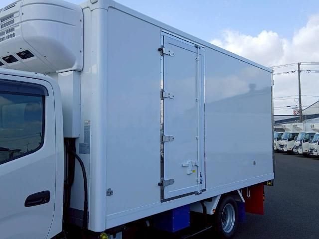 HINO DUTRO 2024 Image 31