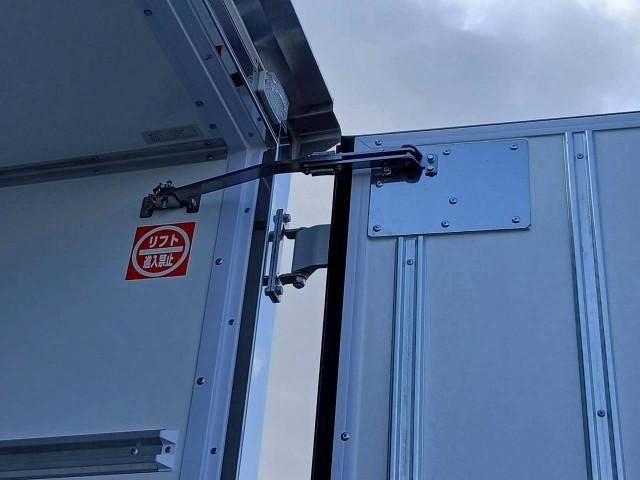 HINO DUTRO 2024 Image 31