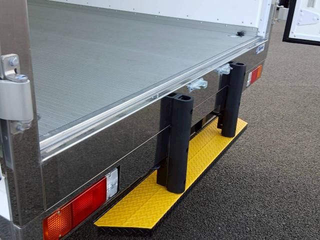 HINO DUTRO 2024 Image 31