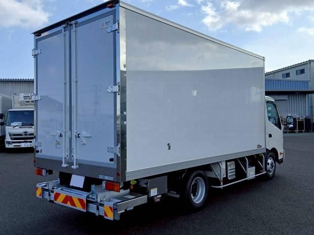 HINO DUTRO 2025 Image 31