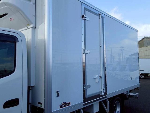 HINO DUTRO 2025 Image 31