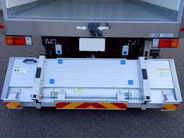 HINO DUTRO 2025 Image 31