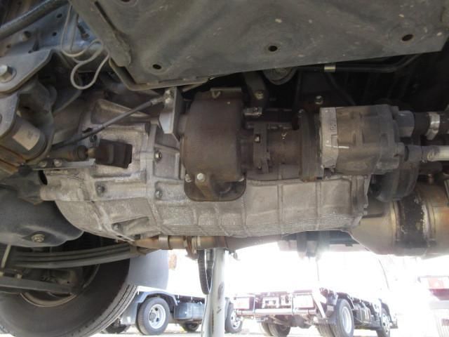 HINO DUTRO 2018 Image 31