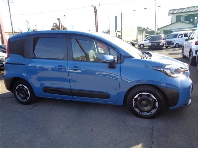 TOYOTA SIENTA HYBRID 2022 Image 31