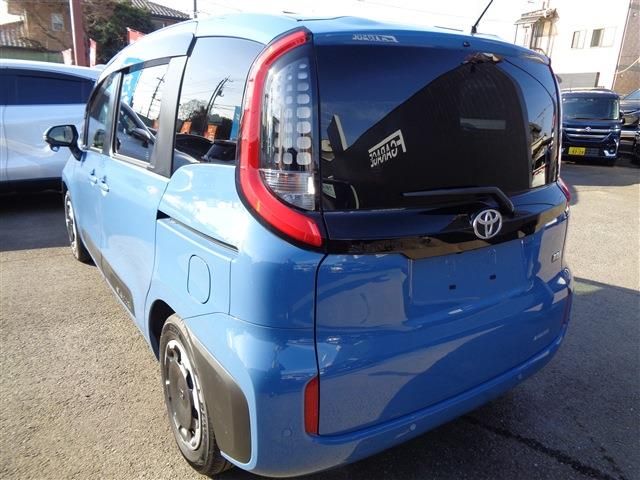 TOYOTA SIENTA HYBRID 2022 Image 31