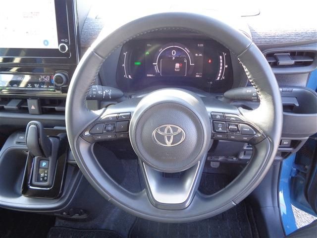 TOYOTA SIENTA HYBRID 2022 Image 31