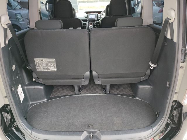 TOYOTA VOXY 2011 Image 31