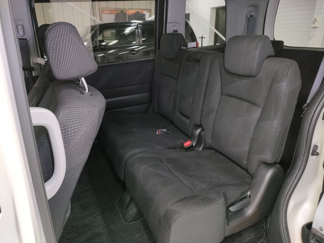 HONDA STEPWAGON SPADA 2011 Image 31