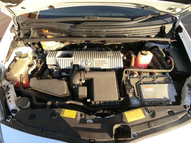 TOYOTA PRIUS 2012 Image 31