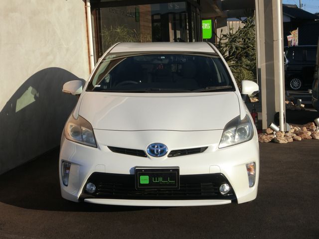 TOYOTA PRIUS 2012 Image 31