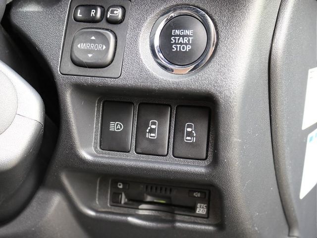 TOYOTA HIACE VAN 4WD 2021 Image 31