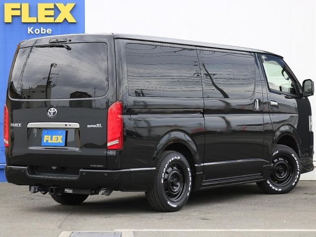 TOYOTA HIACE VAN 4WD 2021 Image 31