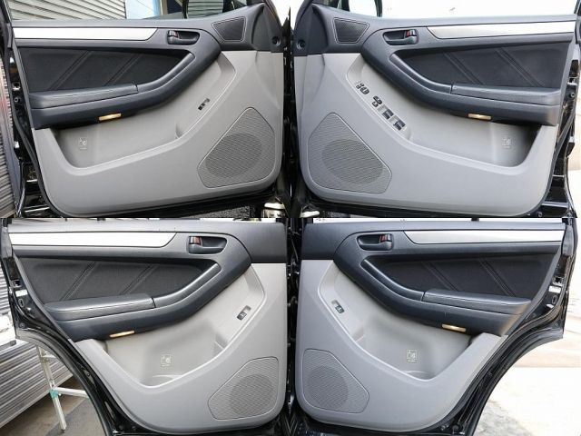 TOYOTA HILUXSURF WAGON 4WD 2007 Image 31