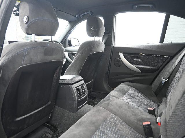 BMW 3SERIES SEDAN 2017 Image 31