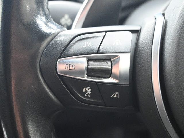 BMW 3SERIES SEDAN 2017 Image 31