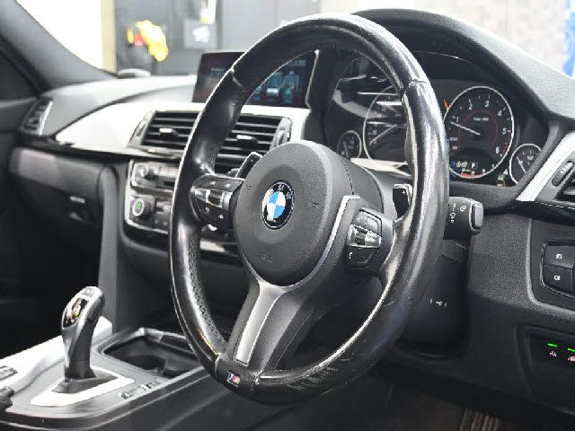BMW 3SERIES SEDAN 2017 Image 31