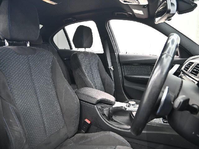 BMW 3SERIES SEDAN 2017 Image 31