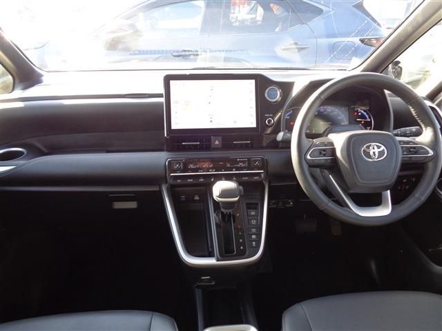 TOYOTA NOAH HYBRID 2023 Image 31