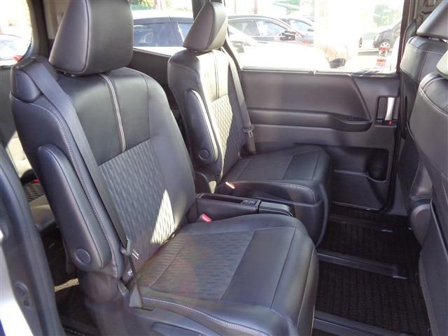 TOYOTA NOAH HYBRID 2023 Image 31