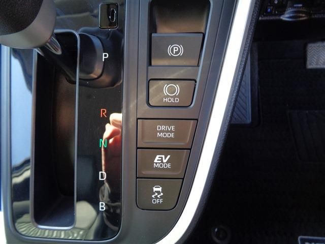 TOYOTA NOAH HYBRID 2023 Image 31