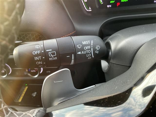 HONDA ZR-V E:HEV 2023 Image 31