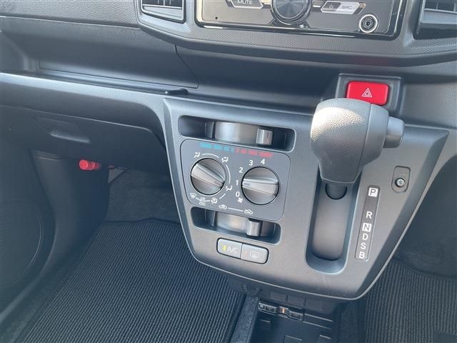 DAIHATSU MIRA E:S 4WD 2023 Image 31