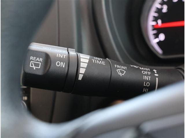 NISSAN NOTE 2018 Image 31