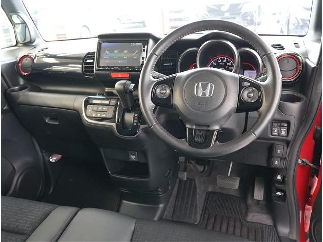 HONDA N BOX CUSTOM 2015 Image 31