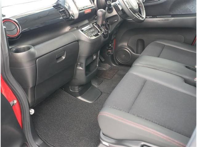 HONDA N BOX CUSTOM 2015 Image 31