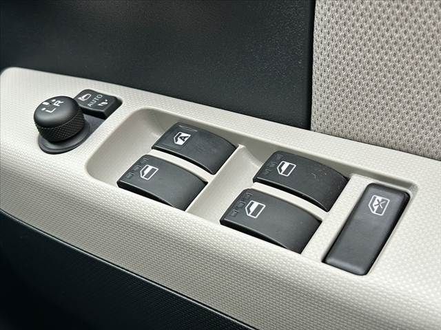 DAIHATSU MIRA TOCOT 2022 Image 31