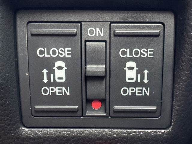 HONDA N BOX CUSTOM 2021 Image 31