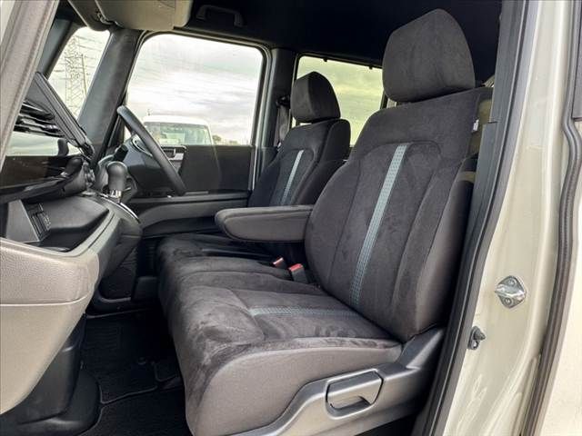 HONDA N BOX CUSTOM 2021 Image 31