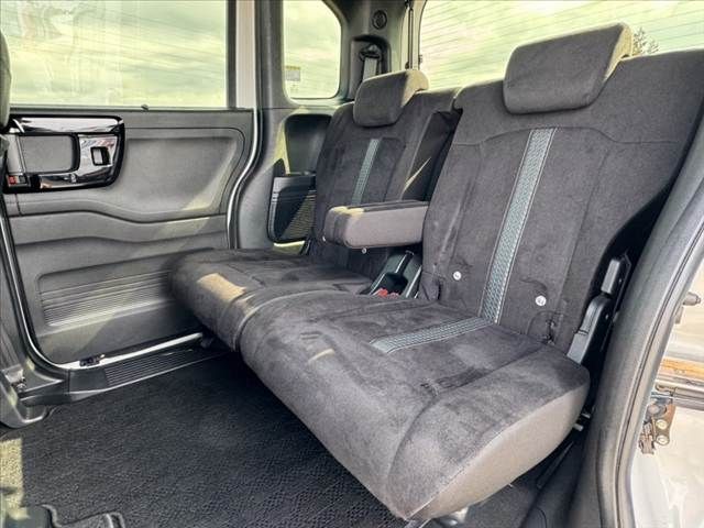 HONDA N BOX CUSTOM 2021 Image 31