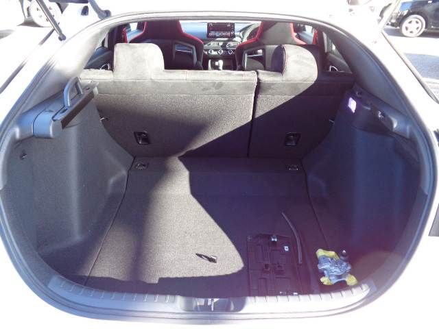 HONDA CIVIC HATCHBACK 2023 Image 31