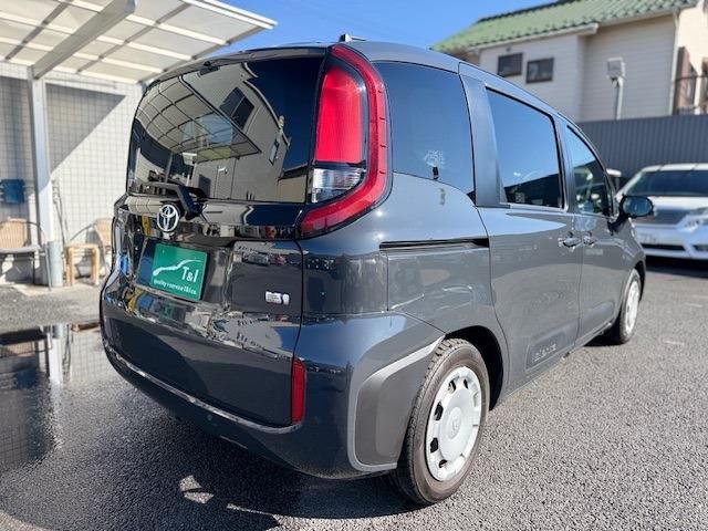 TOYOTA SIENTA HYBRID 2023 Image 31