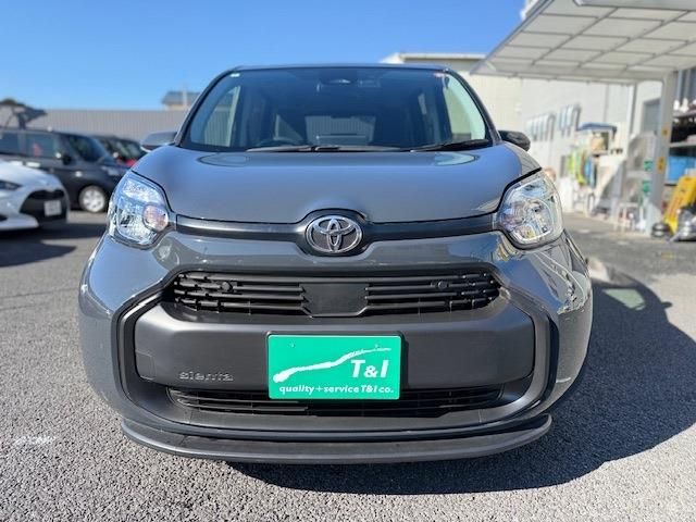 TOYOTA SIENTA HYBRID 2023 Image 31