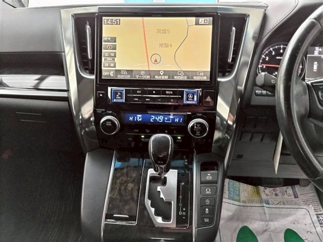 TOYOTA ALPHARD 4WD 2016 Image 31