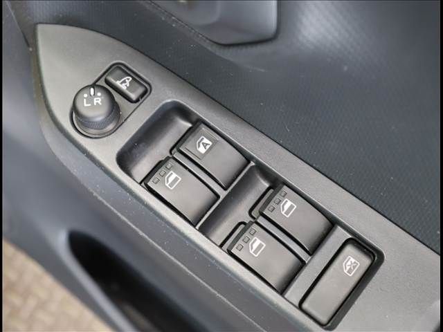 DAIHATSU MIRA E:S 2022 Image 31