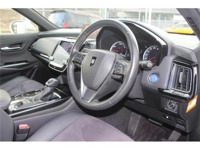 TOYOTA CROWN SEDAN HYBRID 2019 Image 31