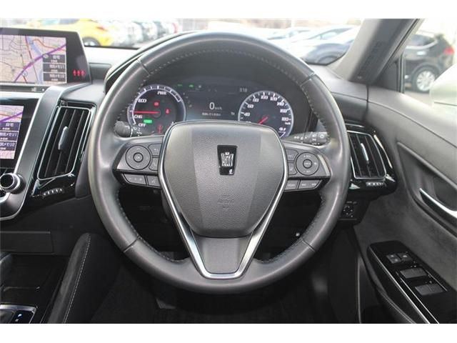 TOYOTA CROWN SEDAN HYBRID 2019 Image 31