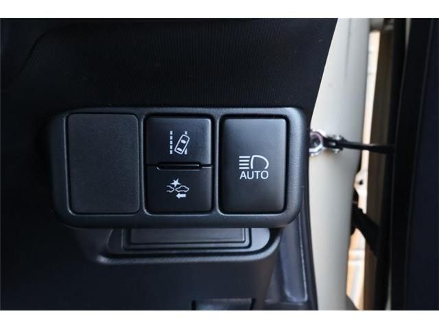 TOYOTA AQUA 2017 Image 31