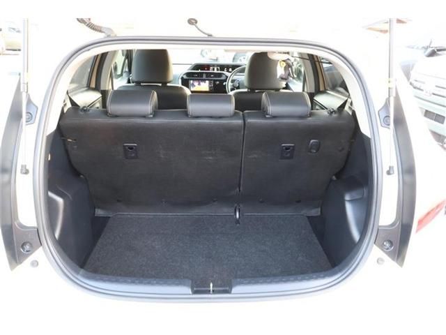 TOYOTA AQUA 2017 Image 31