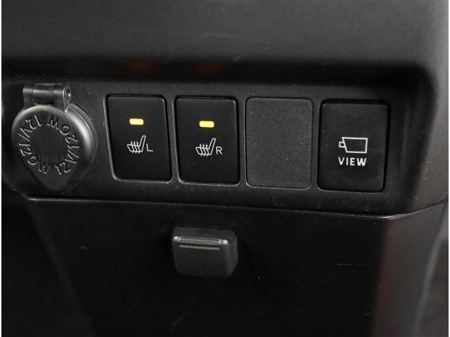 TOYOTA ROOMY 2019 Image 31