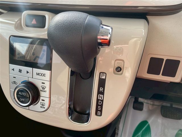 DAIHATSU MOVE CANBUS 4WD 2019 Image 31