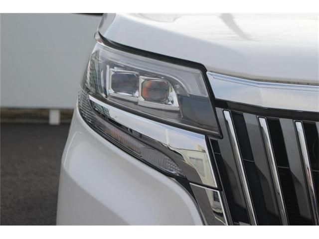 TOYOTA ESQUIRE 2017 Image 31