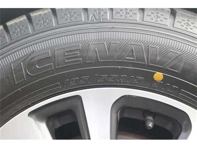 TOYOTA ESQUIRE 2017 Image 31