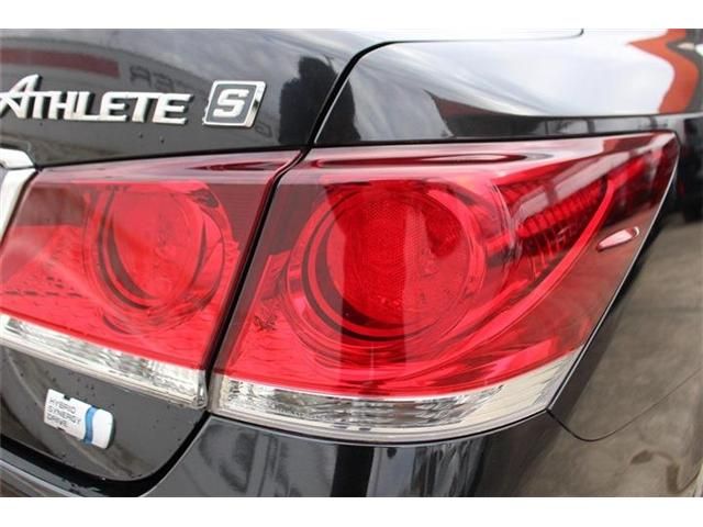 TOYOTA CROWN SEDAN HYBRID 2013 Image 31