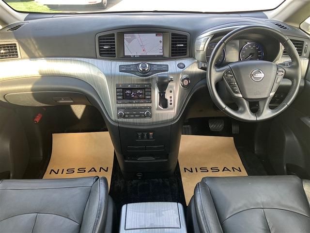 NISSAN ELGRAND 2017 Image 31